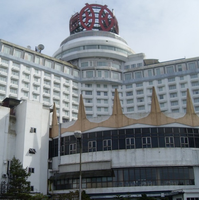 VLUU L100, M100 / Samsung L100, M100